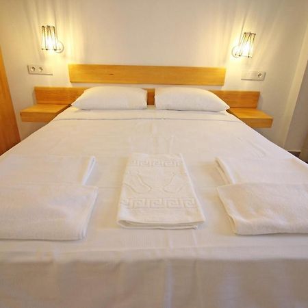 Adadayiz Otel Бозджаада Екстериор снимка